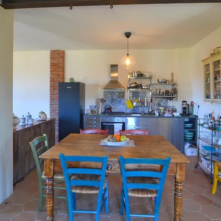 3 Bedroom Cozy In *