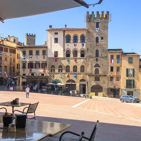 3 Bedroom Cozy In Palazzo del Pero