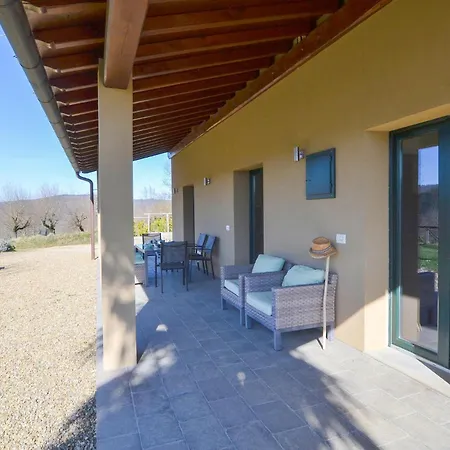 Prázdninový dům 3 Bedroom Cozy In Palazzo del Pero