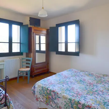 3 Bedroom Cozy In